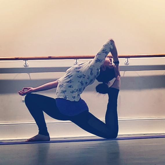Anjaneyasana @ Lopping Hall