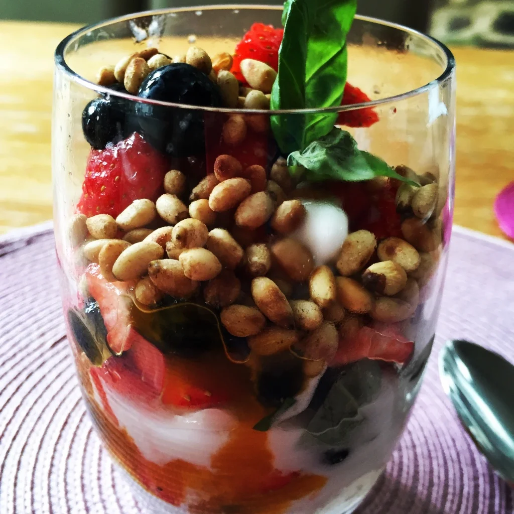 Be the host with the most and STILL eat virtuously: my favourite healthy dinner party menu...