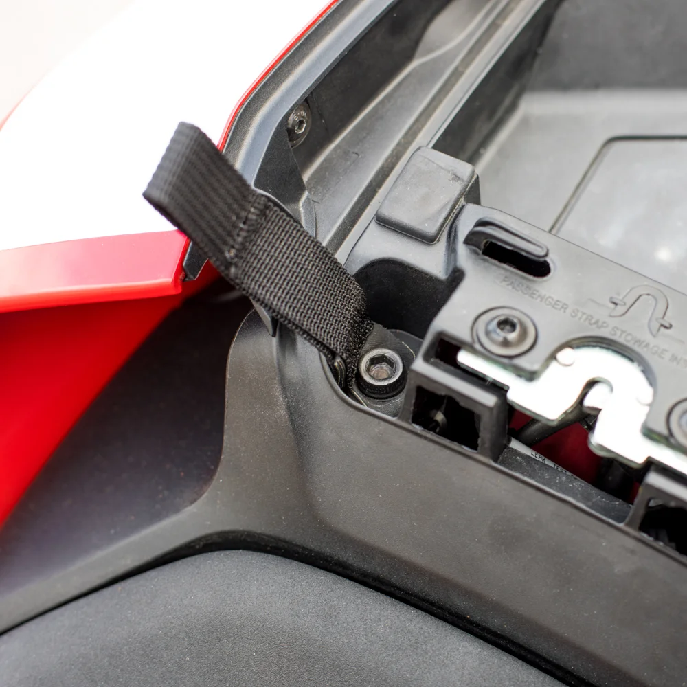 kriega-959-1299-fit kit-front-straps.jpg