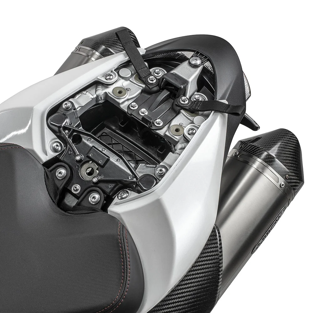 speed triple fit1 web.jpg