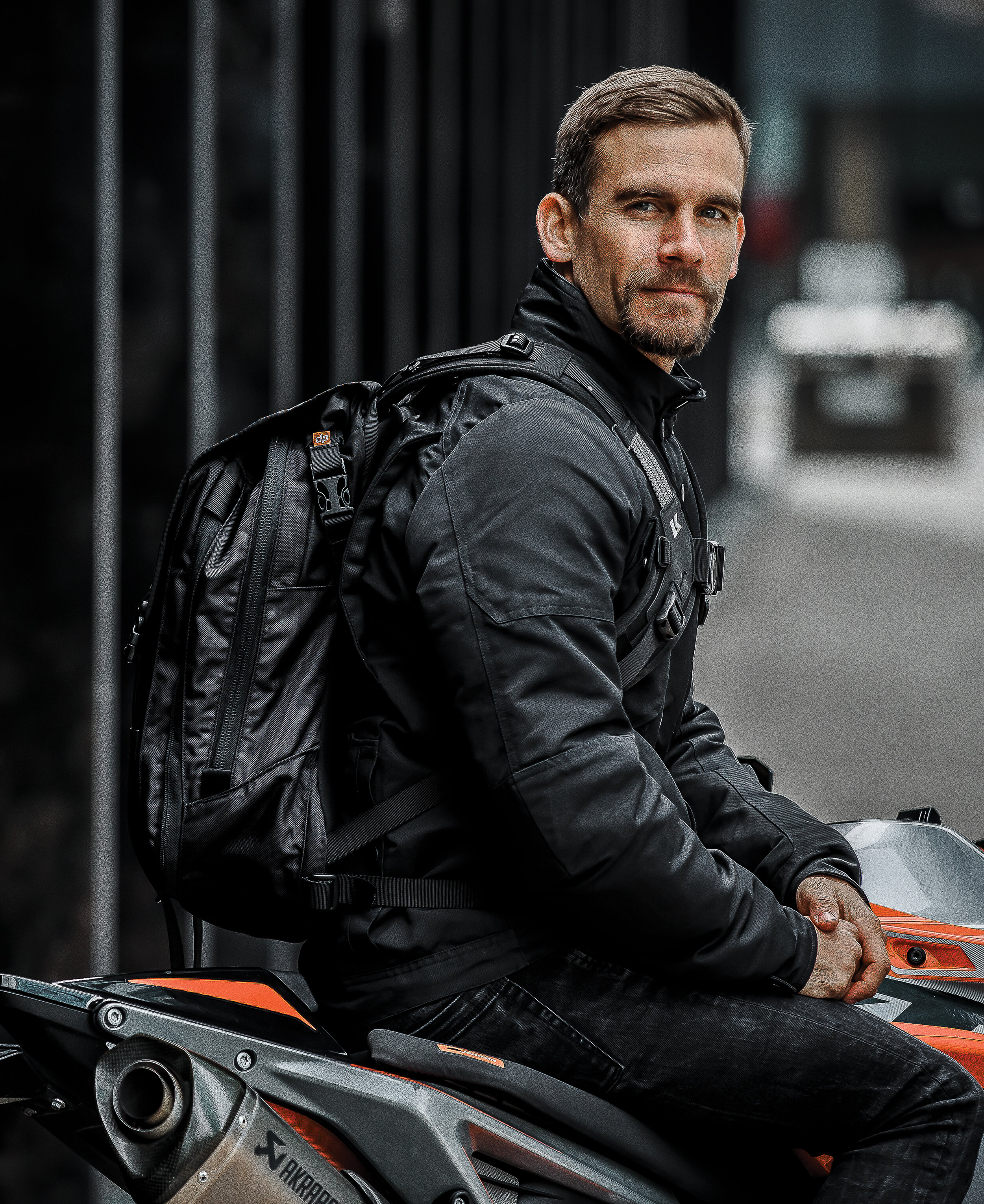 KRIEGA   Official website   Online Store —MAX EXPANDABLE BACKPACK