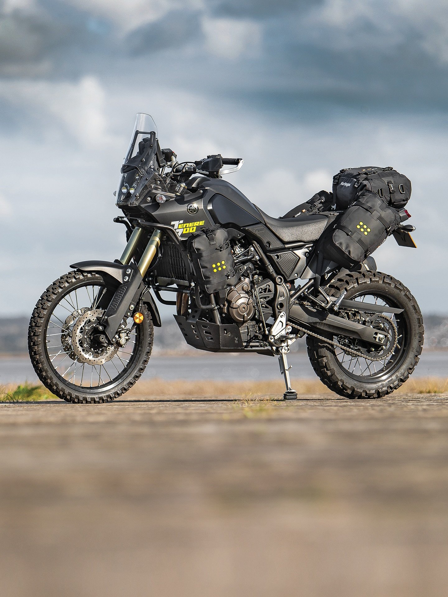 Tenere 700 + Kriega OS Rackless system still ticks a lot of boxes. 
Leave a comment if you agree.
.
.
#kriega #ridekriega #yamahatenere700 #adventurebike #advrider
