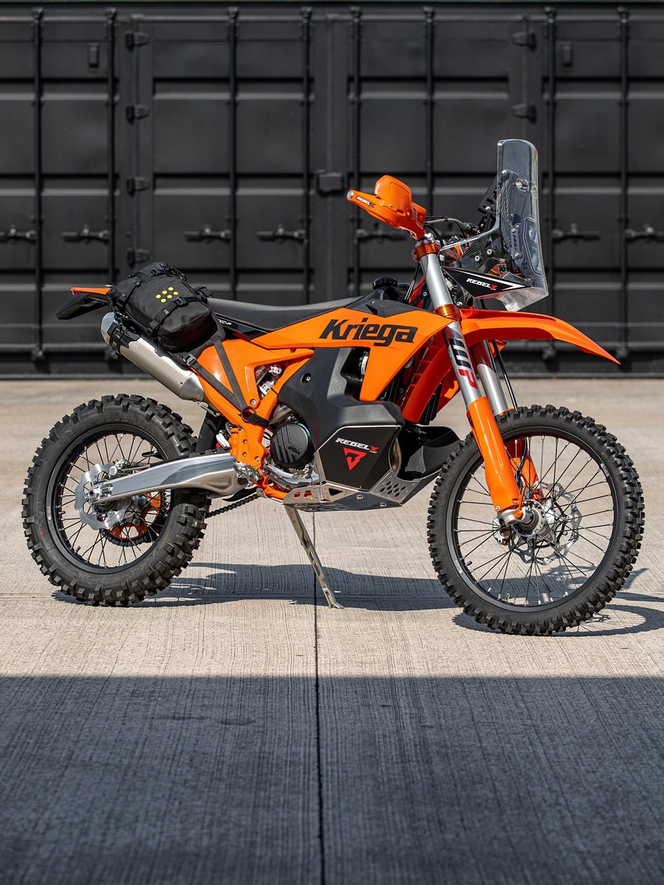 KTM 45O EXC-F 6Days + OS-Base Dirtbike &amp; a Pair of OS-6 Adventure Packs. These compact packs are perfect for every trail ride. Carry tools, tubes, spares, gloves, snacks&hellip;

If you&rsquo;re going on a multi-day trip, the same OS-Base rackles
