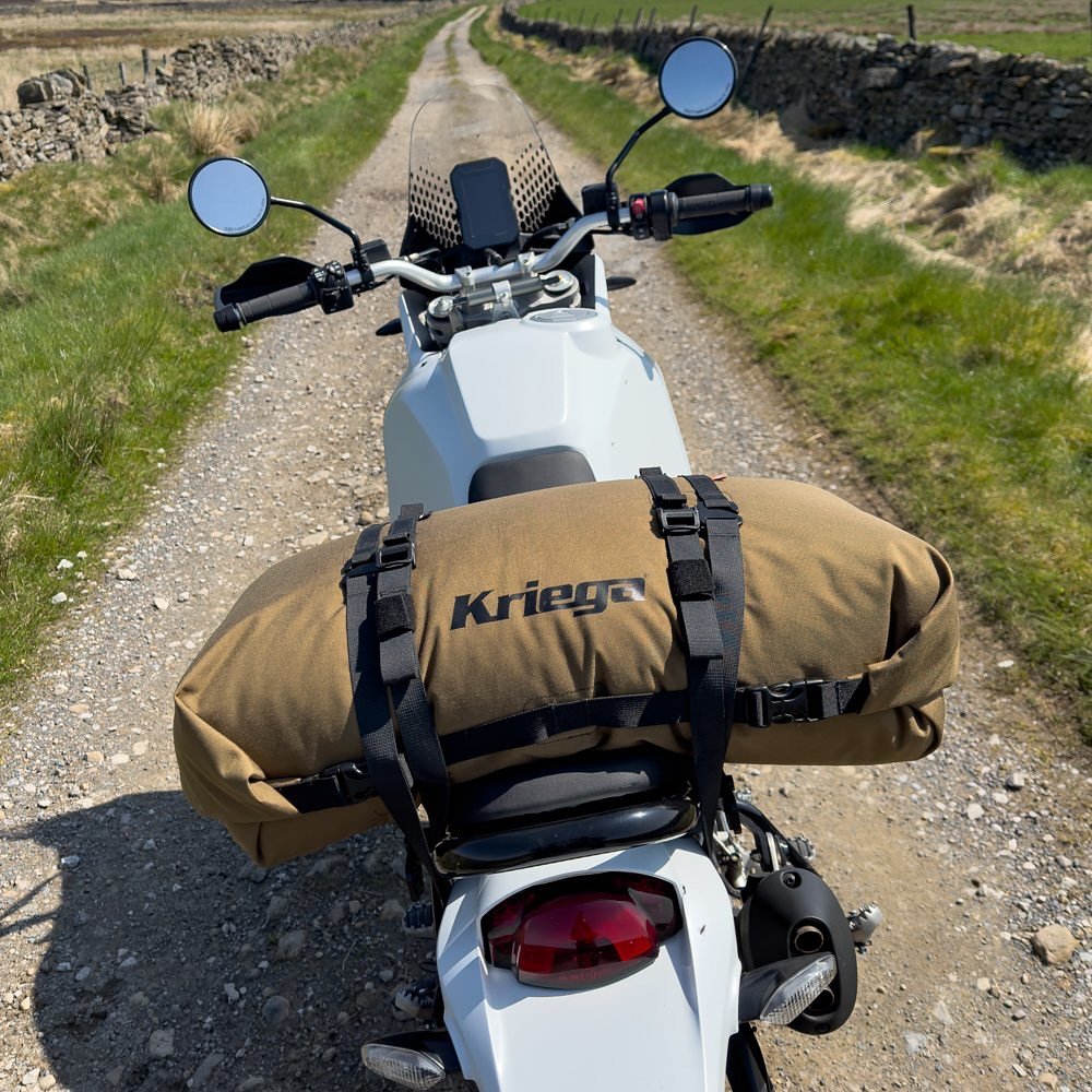 The ROLLPACK 40 is Kriega&rsquo;s version of the heavy-duty duffle bag made with the quality and clever design we&rsquo;re famous for.
Integrated straps make it extremely safe and secure. 
Fits any two-wheeler
100% waterproof
Genuine Cordura construc