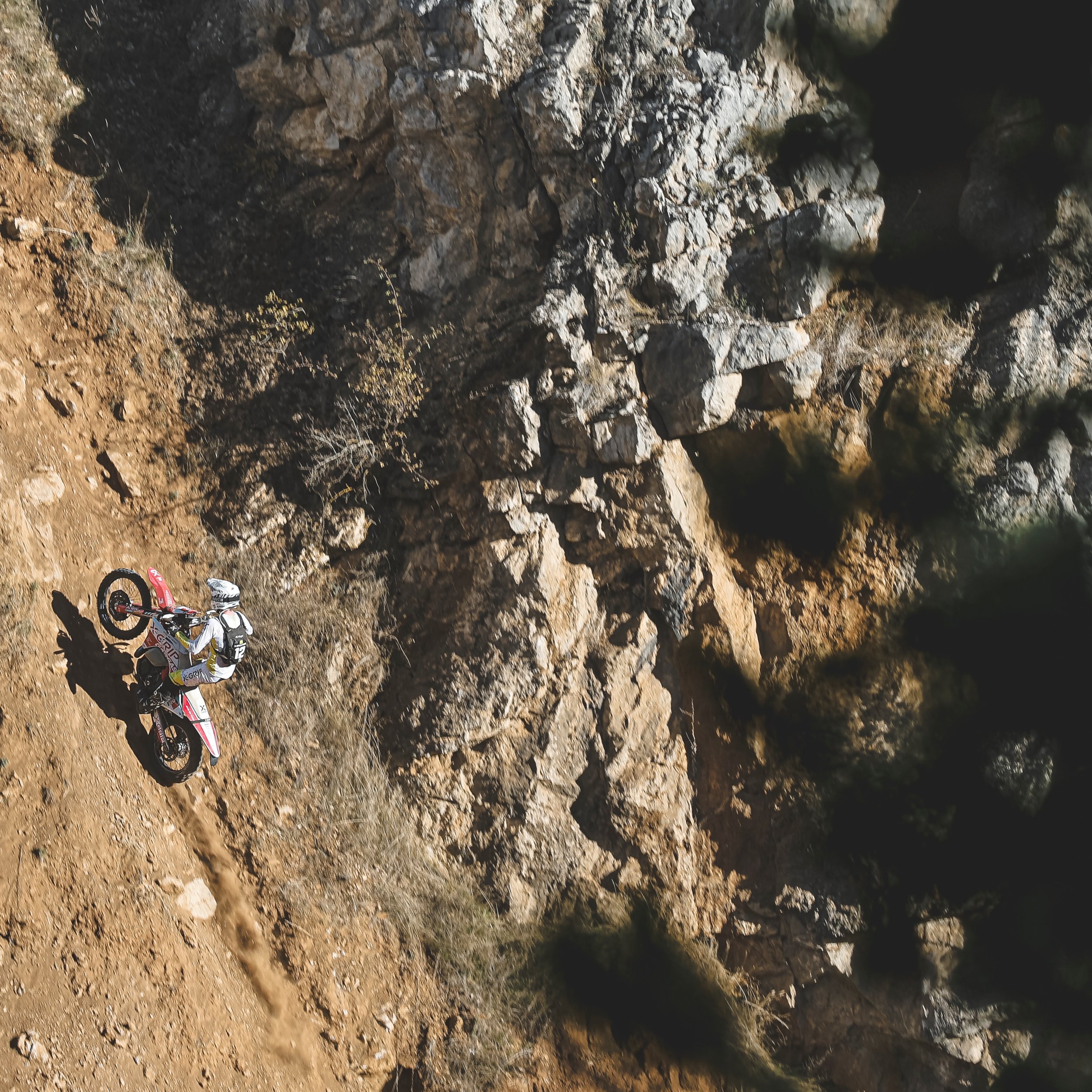 Congratulations to @m.brightmore.12 for coming 2nd overall in the 2026 @fimhardenduro championship &amp; to @a_brightmore7 for securing second in the Junior title@at this weekend&rsquo;s @hixpania_hard_enduro 
The Brightmores use our new Hydro RACE h