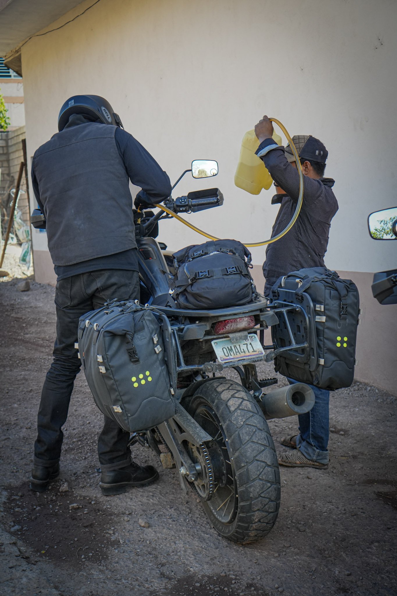 Motorcycle using roadside emergency gas fuelling Mexico