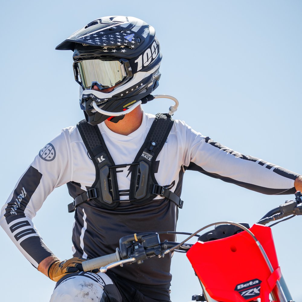 kriega-race-hands-free3.jpg