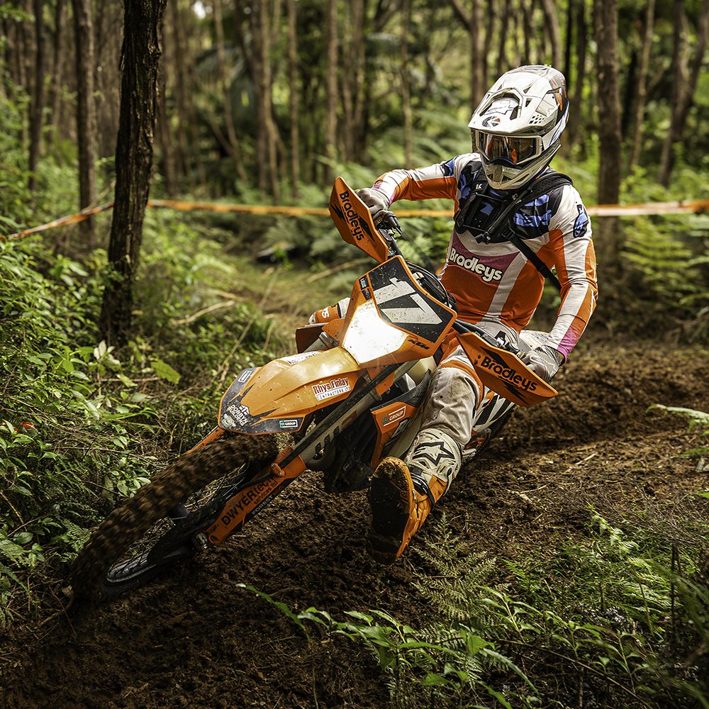 kriega-hydro-race-bradleys.jpg