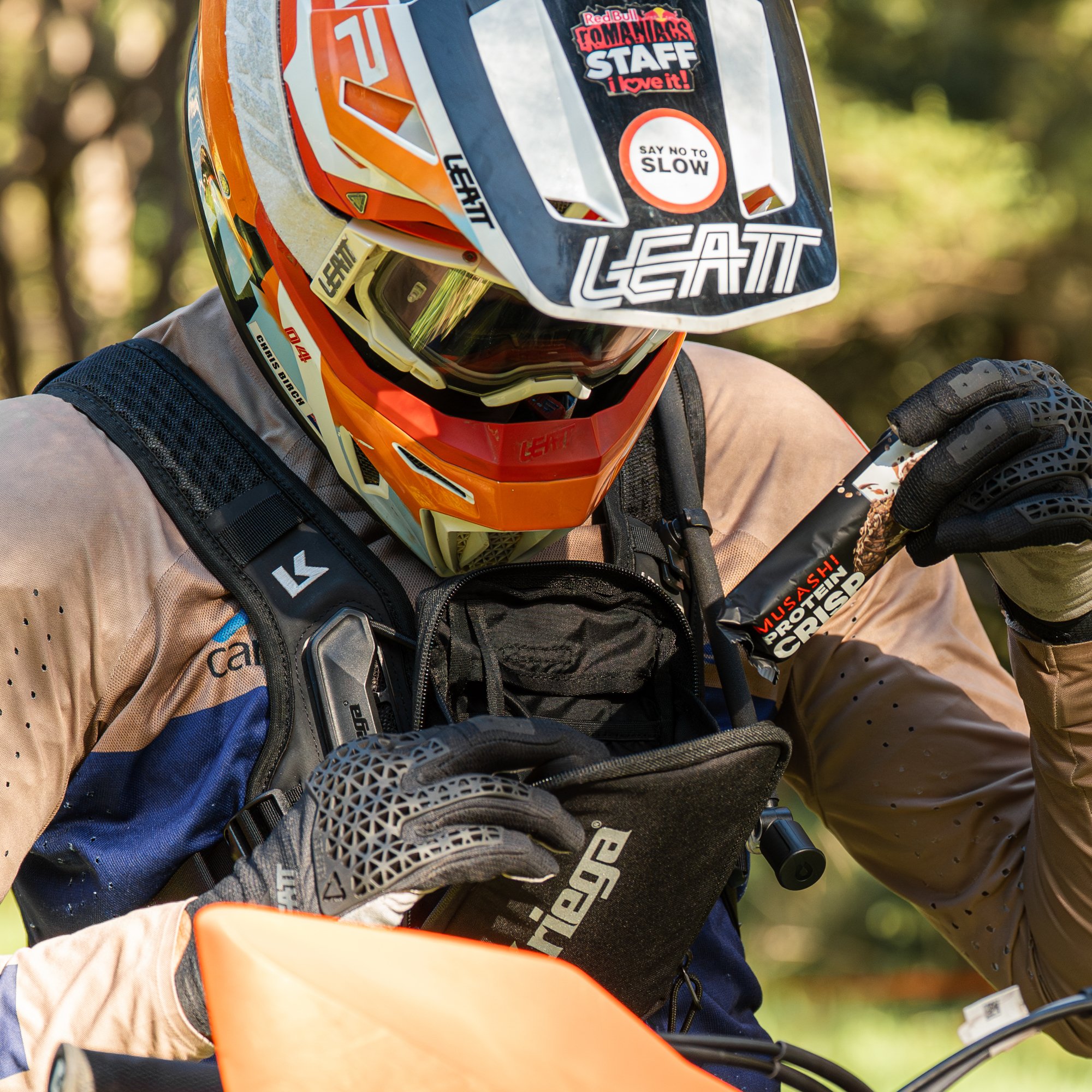 kriega-race-pocket-cb1.jpg