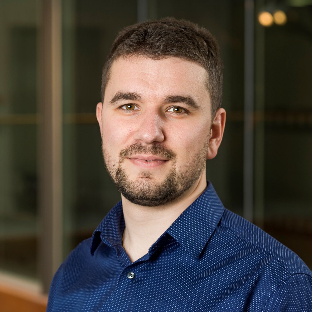 VALENTIN KALCHEV iOS Lead Developer