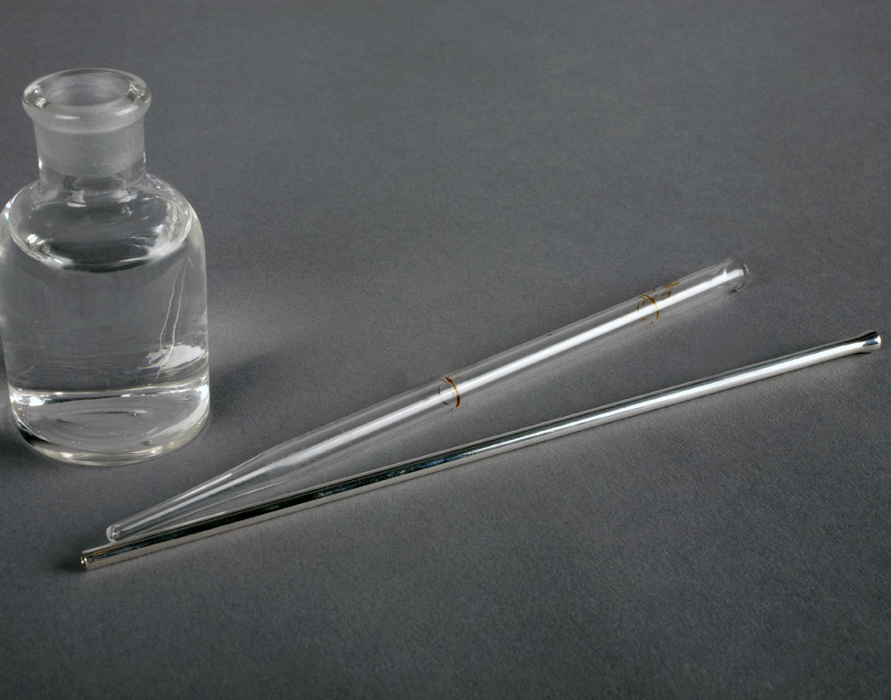 2 ML pipet detail