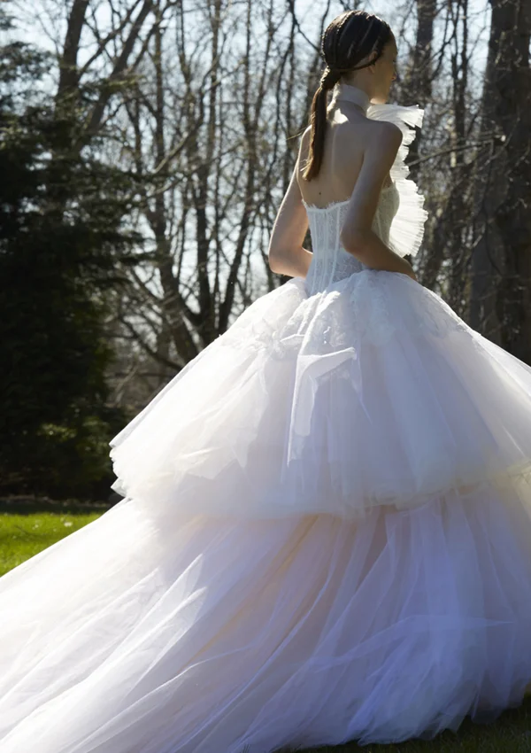 Vera Wang Sigourney