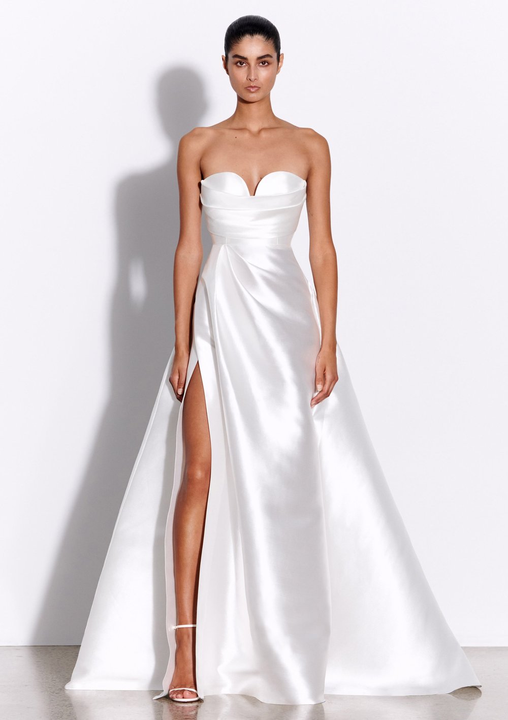 Alex Perry Gowns At Our Soho Showroom In New York City Alexia's Bridal Boutique Alex Perry Gowns At Our Soho Showroom In New York City Alexia's Bridal Boutique
