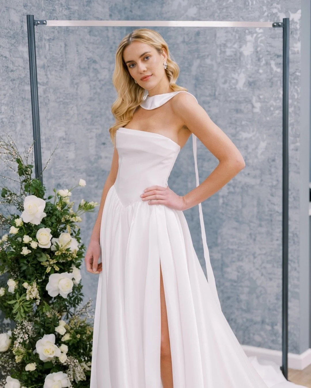 &lsquo;Florence&rsquo; &mdash; effortless romance, elevated. Sculpted lines, luminous organza, and matching scarf details, exclusively at our Soho boutique.

Gown | @_houseofflora_
Photography | @sophiekayephotography
Hair &amp; Makeup | @mshbridalbe