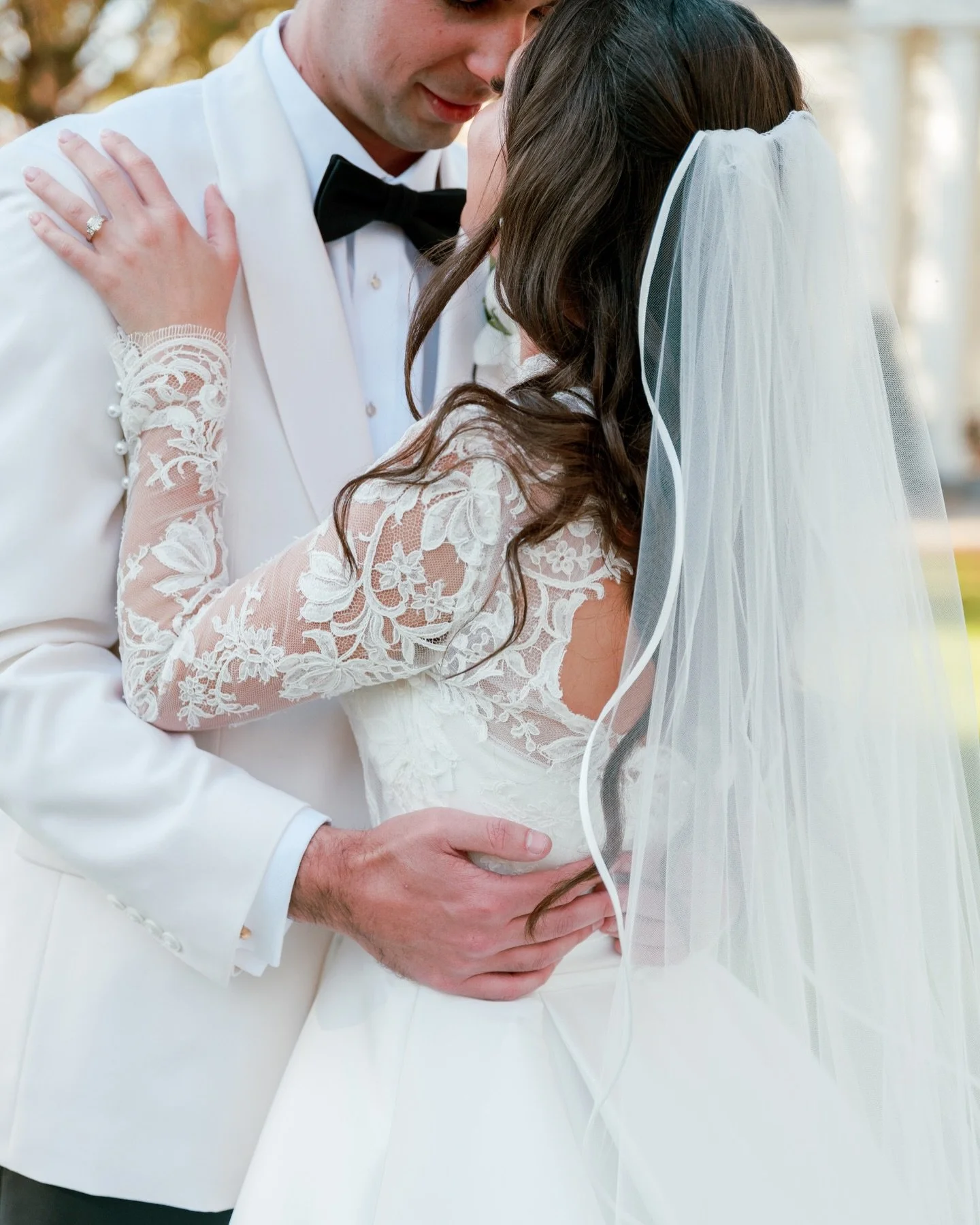 Katie &amp; Harrison 🤍
A moment where every detail matters &mdash; from the delicate lace that stole our hearts to a doorway framed in timeless greenery. Effortless, elegant, and beautifully their own.

Designer | @moniquelhuillierbride
Photographer