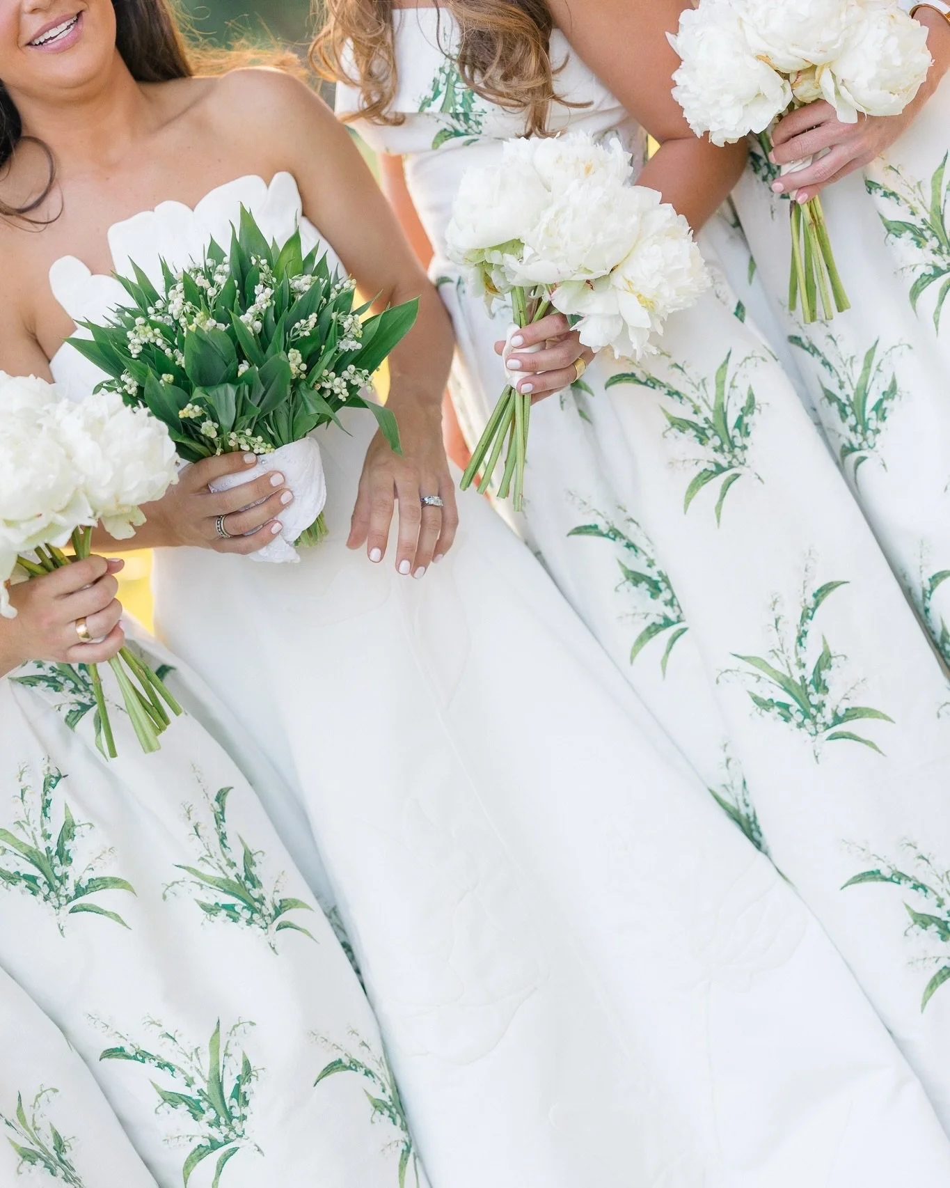 Stunning florals, thoughtful details, and a gown that felt perfectly at home. Congratulations to Merri and Christian!

Gown | @lelarosebridal
Photography | @ashleyclarkephoto
Venue | @greensborocountryclub
Florals | @kellyodomflowers
Hair | @alsoknow