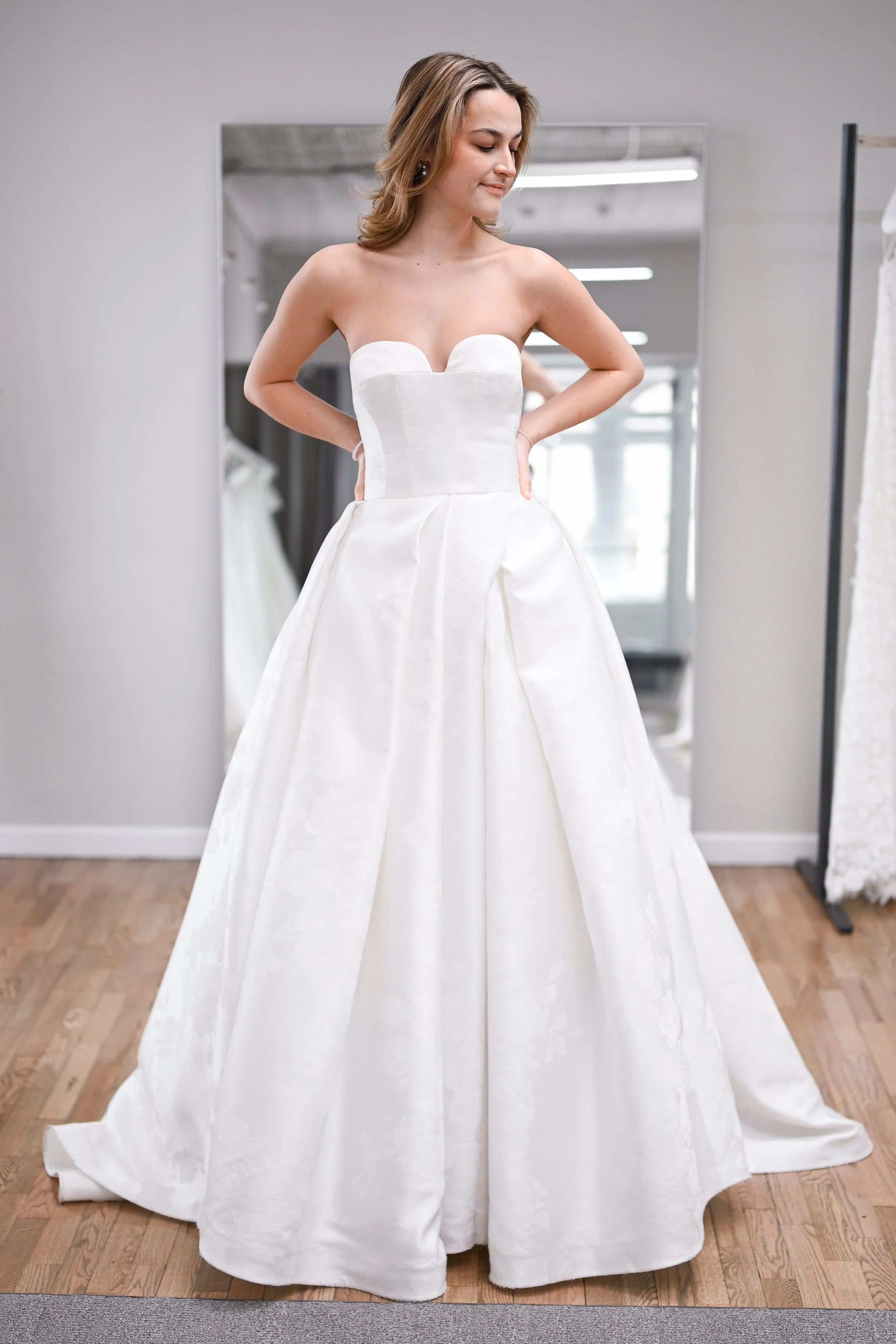 reem-acra-flock-of-angels-wedding-dress-sample-front.jpg