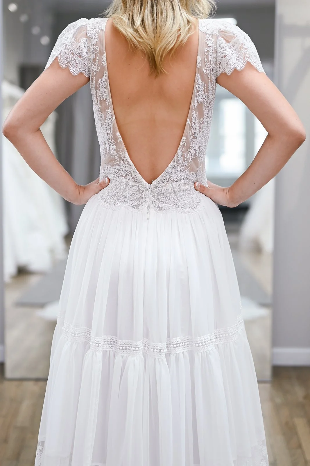 inbar-freiman-kiara-wedding-dress-sample-back-detail