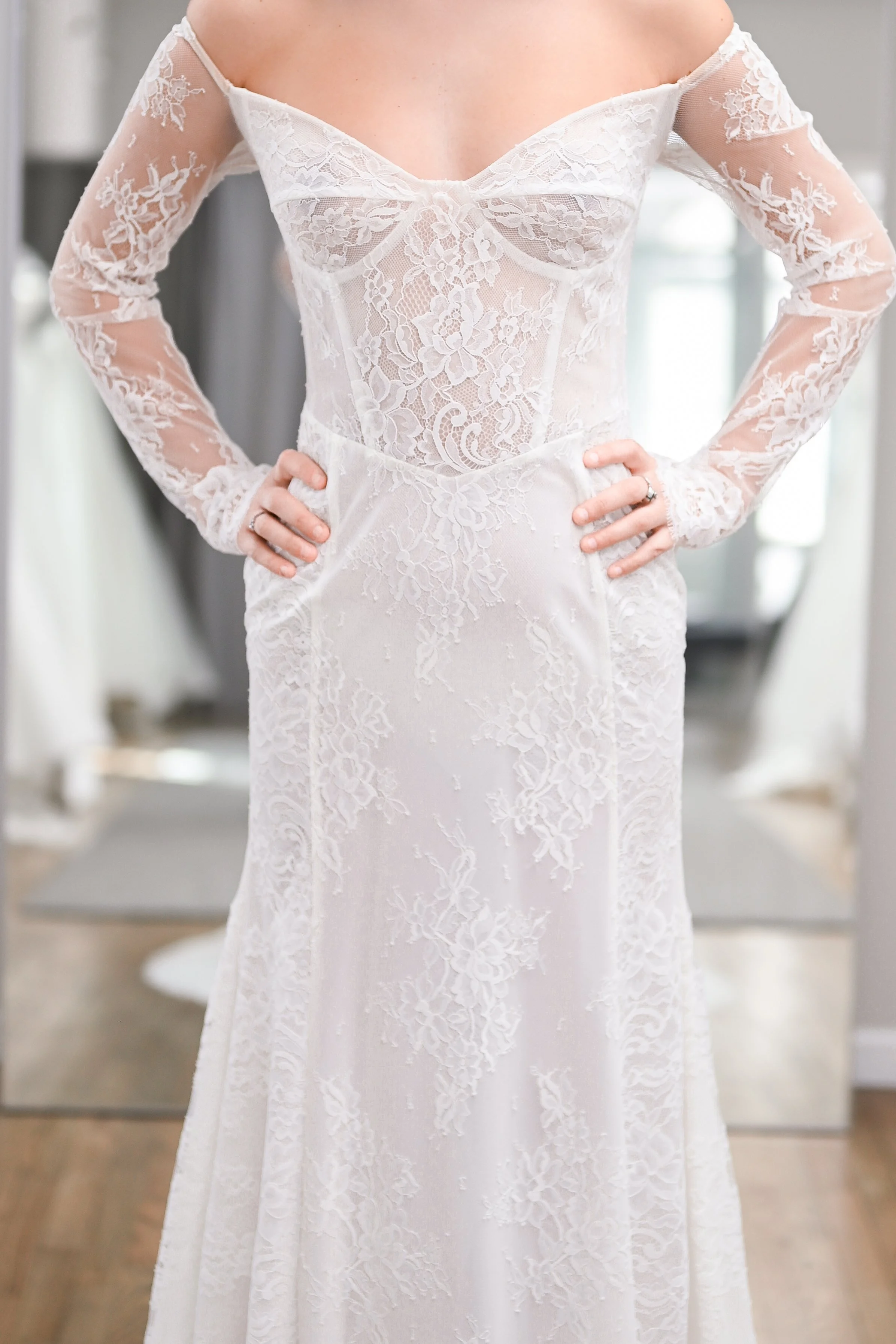 flora-ellie-wedding-dress-sample-basque-waist-detail.jpg