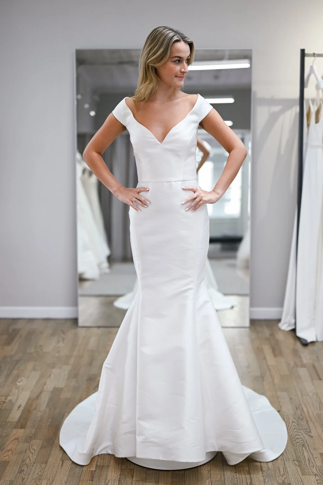 reem-acra-rockefeller-wedding-dress-sample-front