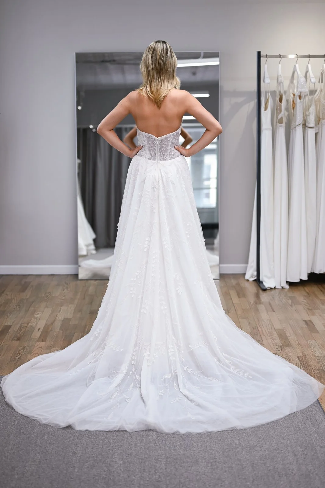 Enaura Lillian Backjpg.jpg