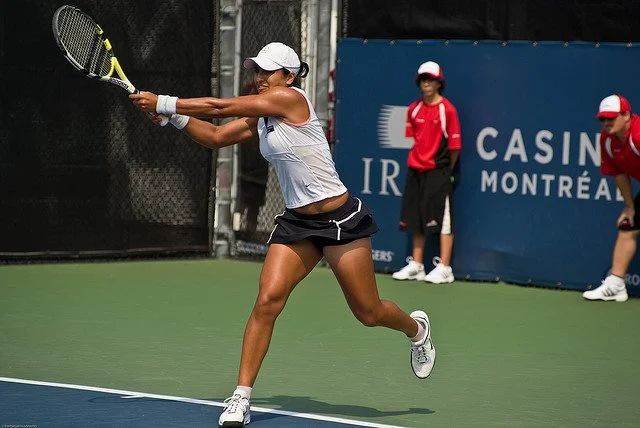 neha backhand.jpg