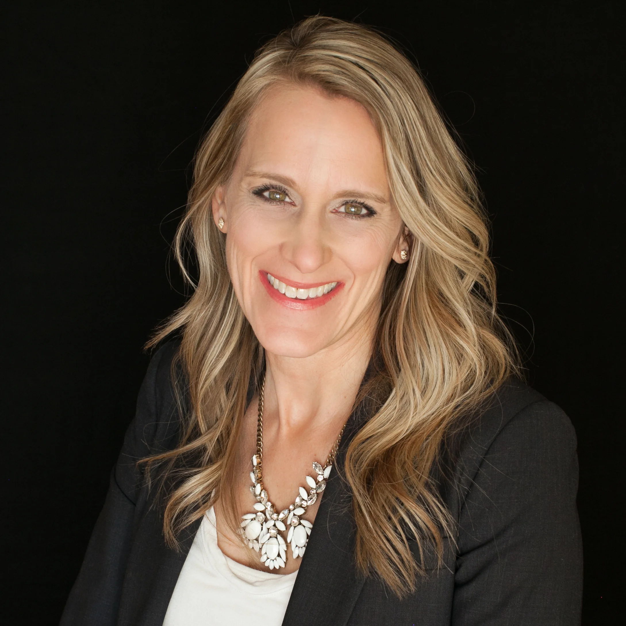 Christine Pinalto: Executive Director of Sidelined USA