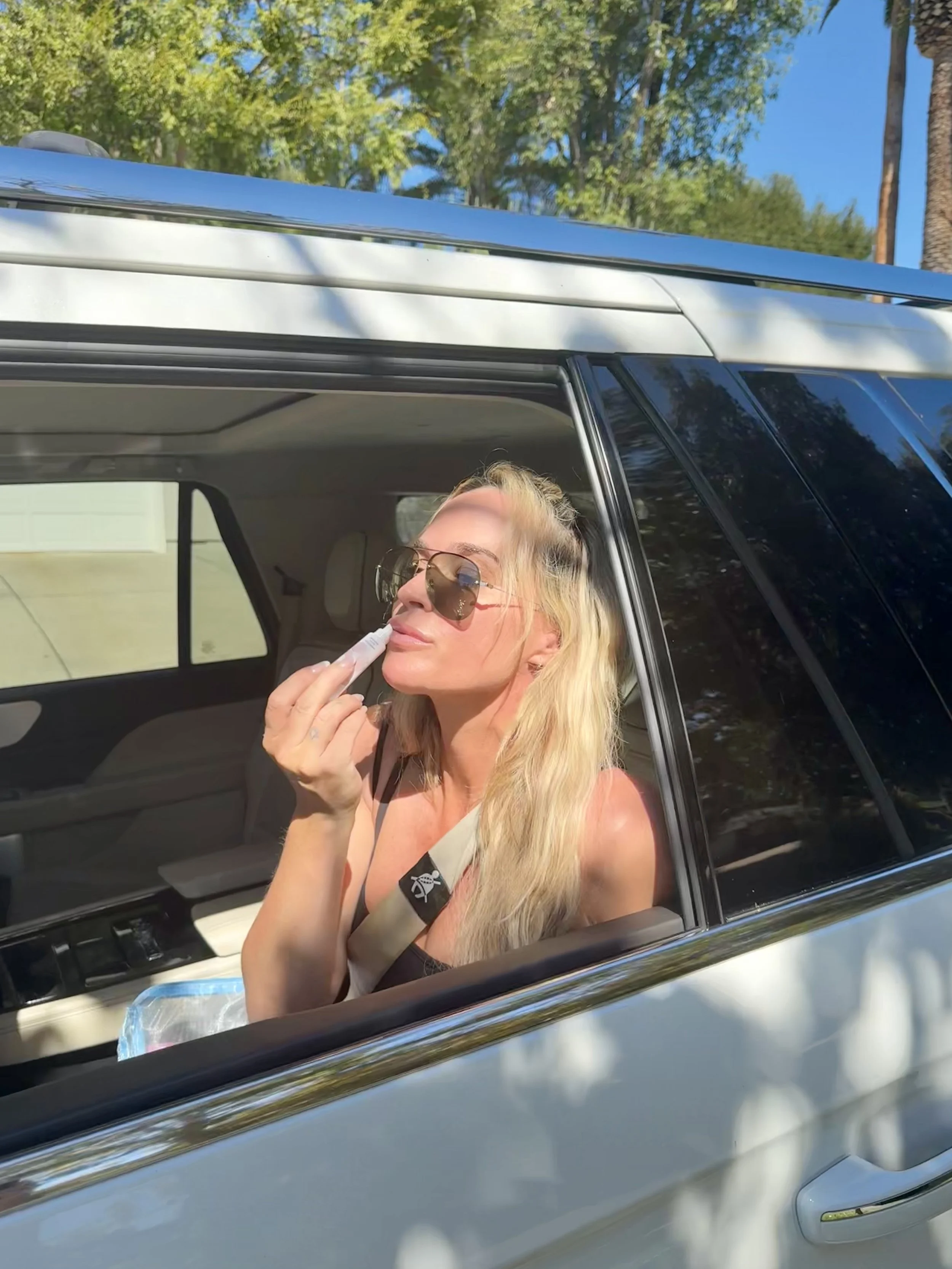 Teddi_Mellencamp_Bliss_Passenger_Princess_Kit_Stil_Shot_7.jpg