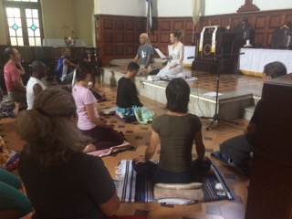 Vipassana meditation retreat in a church in Habana, 2017