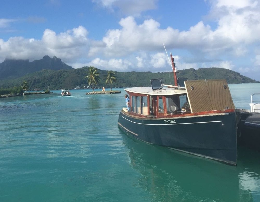 Bora Bora boat.jpg