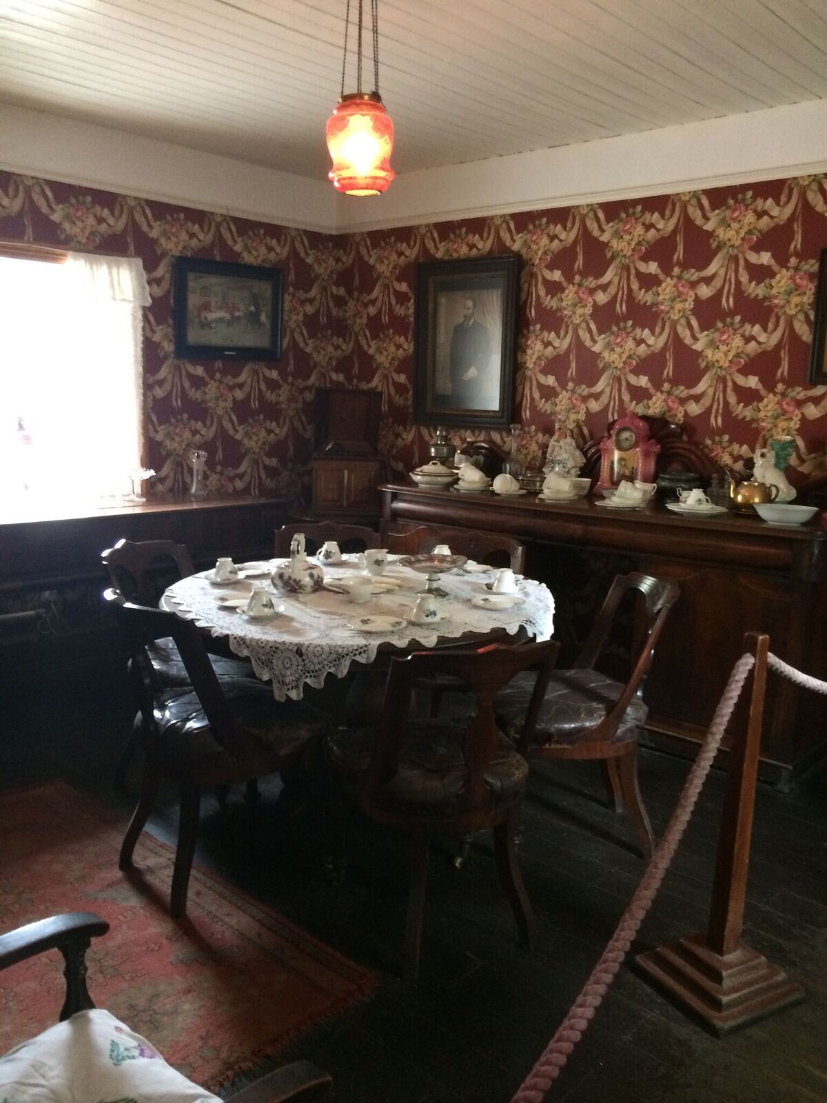 BUNRATTY INTERIOR