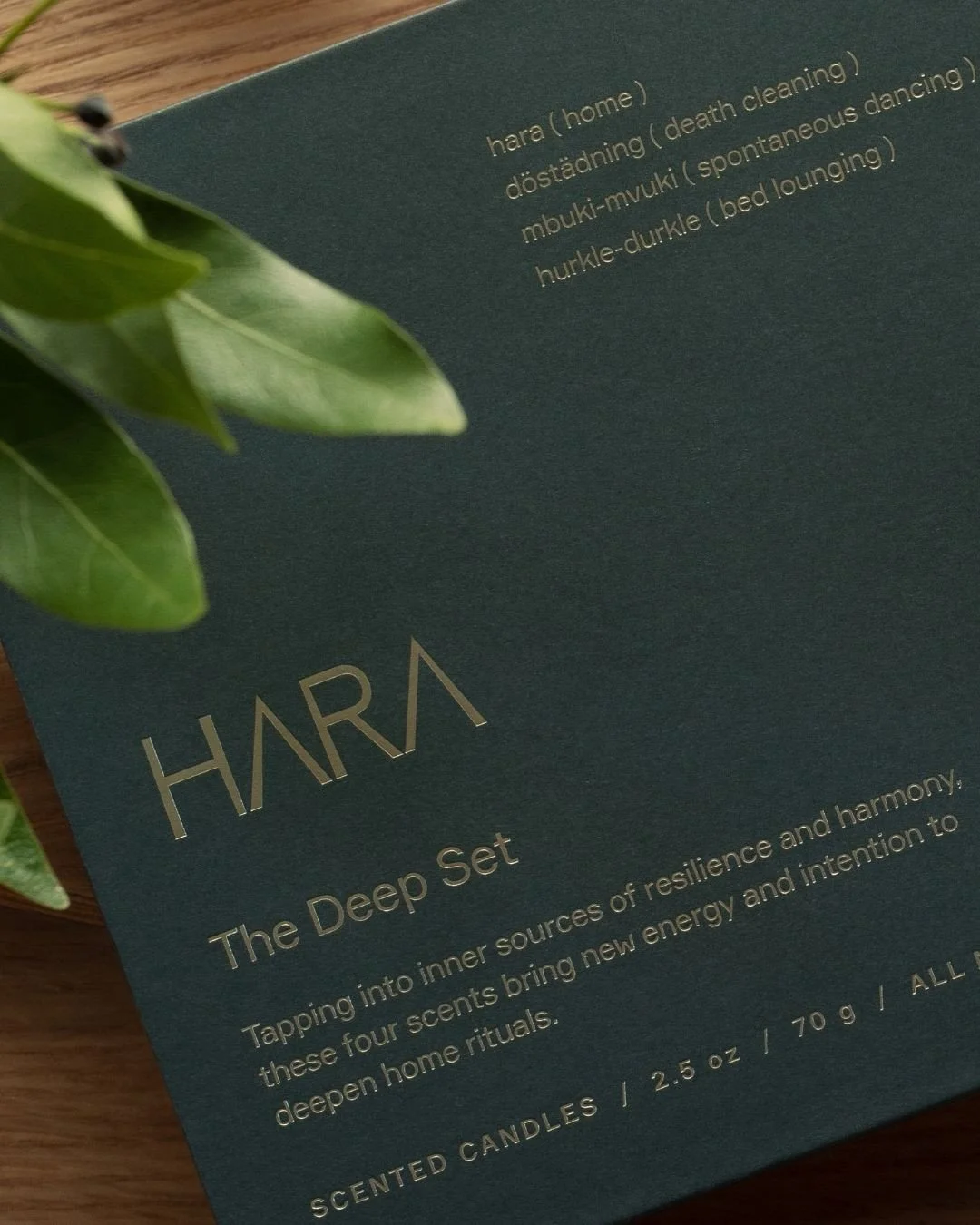 For the mom who truly doesn&rsquo;t need anything&hellip;⁠
but would absolutely keep this.⁠
⁠
Two Discovery Sets. Eight moods. No wrong choice.⁠
⁠
The Deep Set⁠
hara, d&ouml;st&auml;dning, mbuki-mvuki, hurkle-durkle⁠
(translation: come back to yourse
