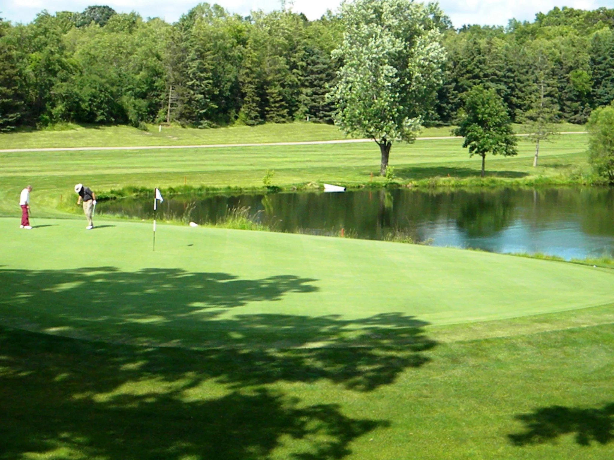gathering-golf-event_14517759901_o.jpg