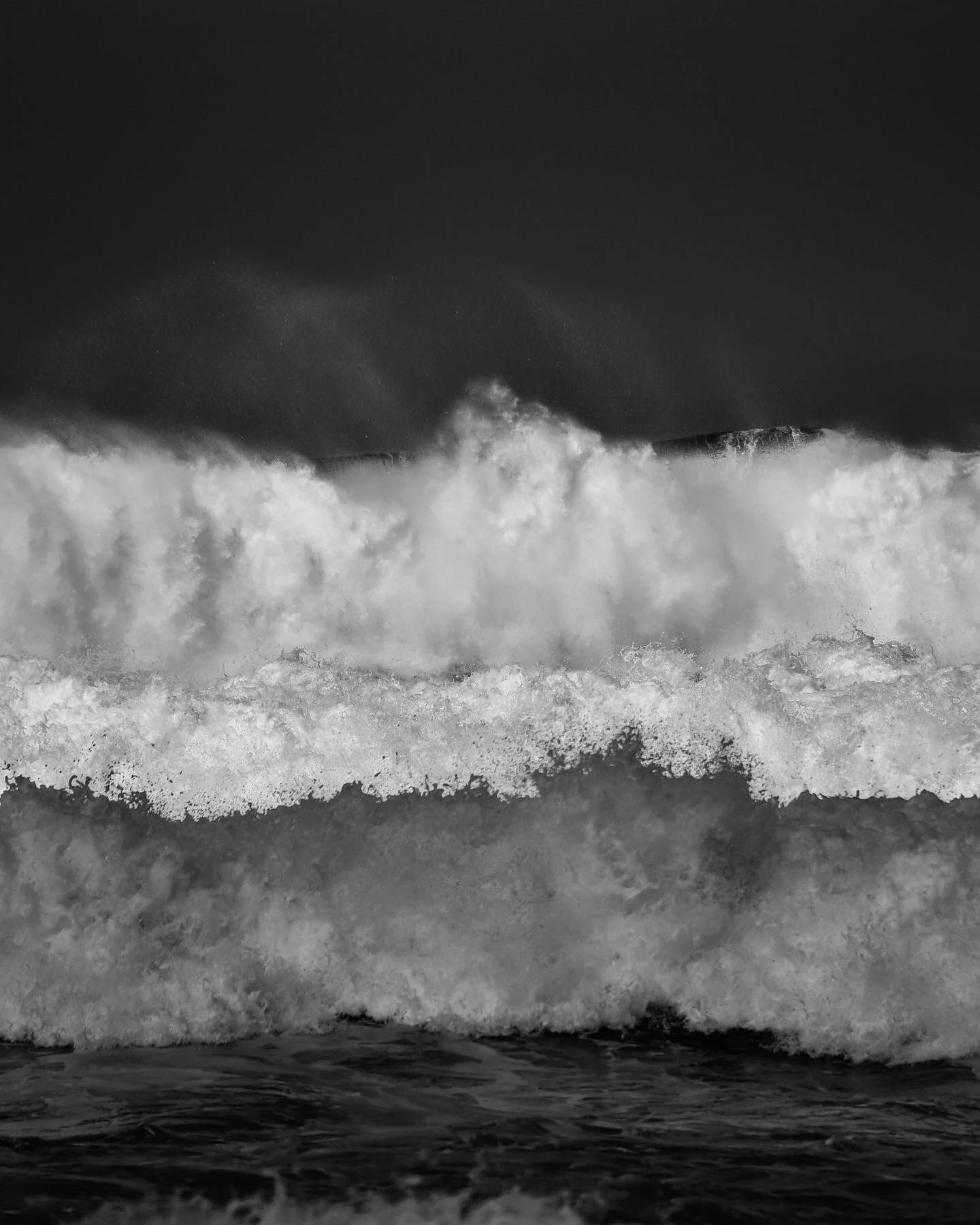 hawaiiblackandwhite.JPG