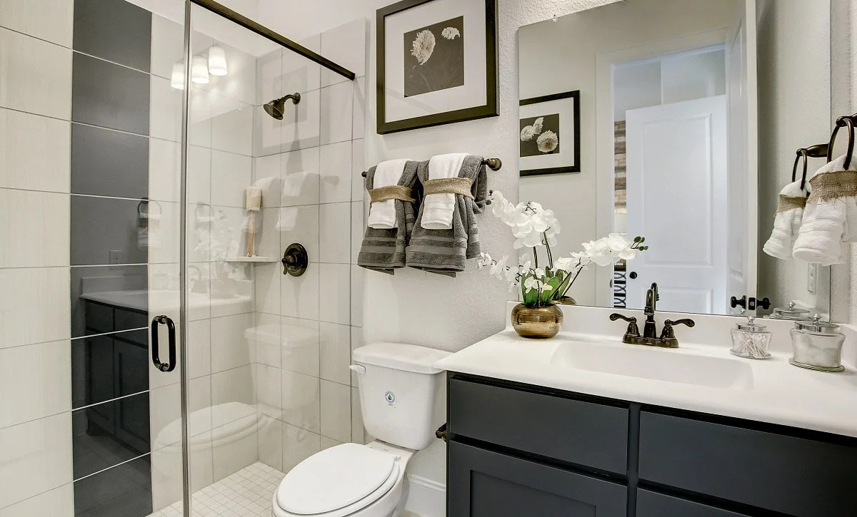 web-Cane_Island_Plan_6020_Gst_Bath_B.jpg