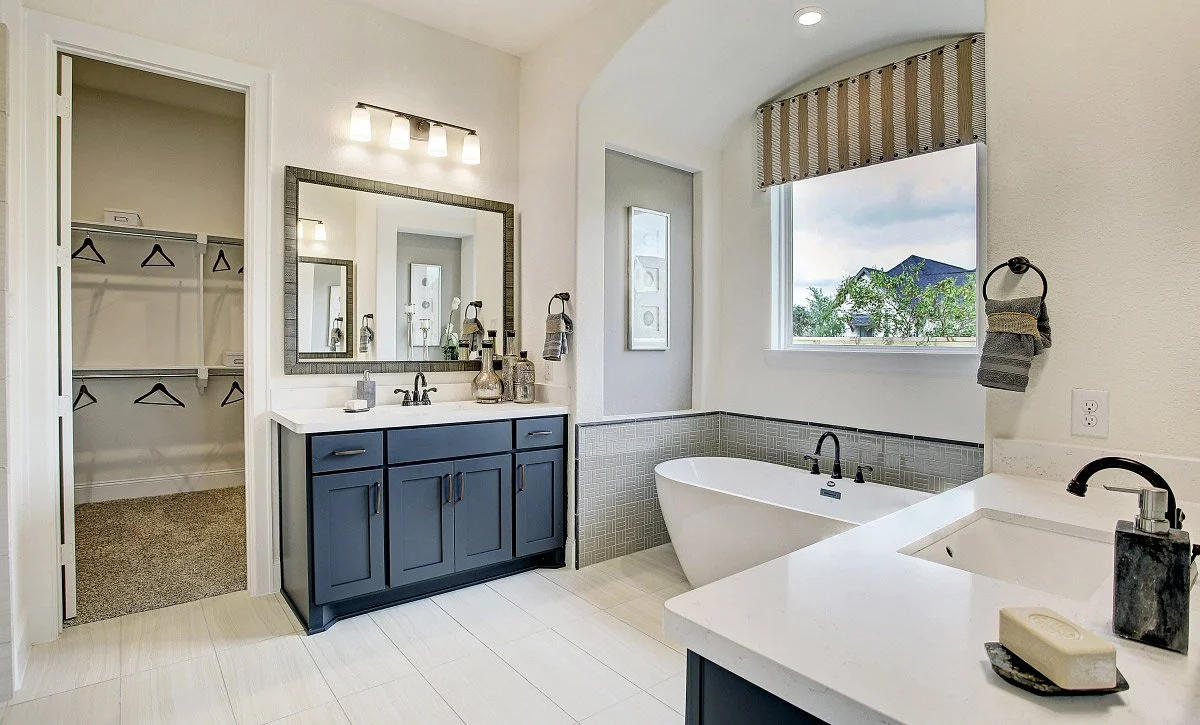 web-Cane_Island_Plan_6020_Mstr_Bath_A.jpg