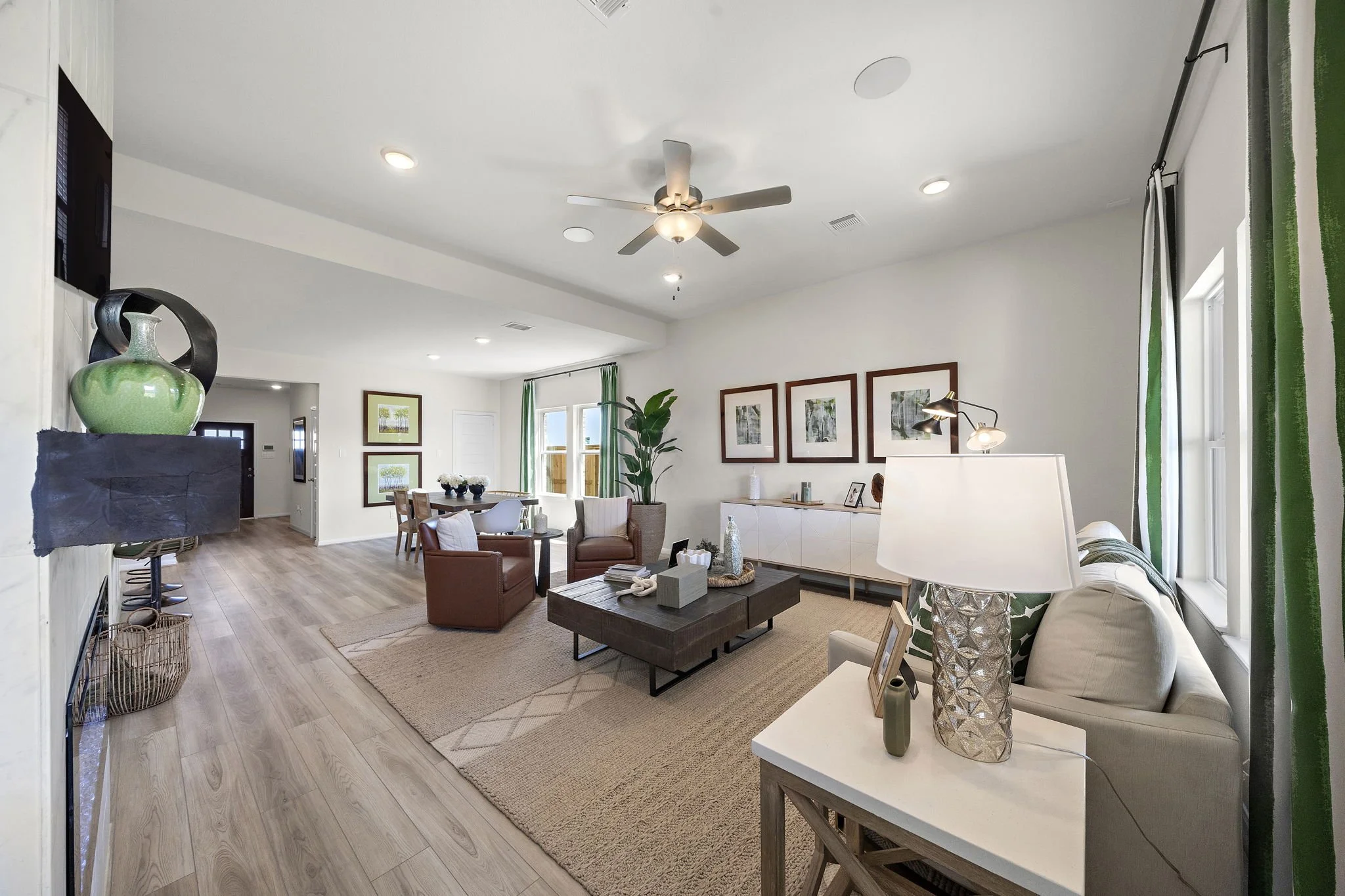 14-web-or-mls-144 San Marcos Trl Wide-70 (2).jpg