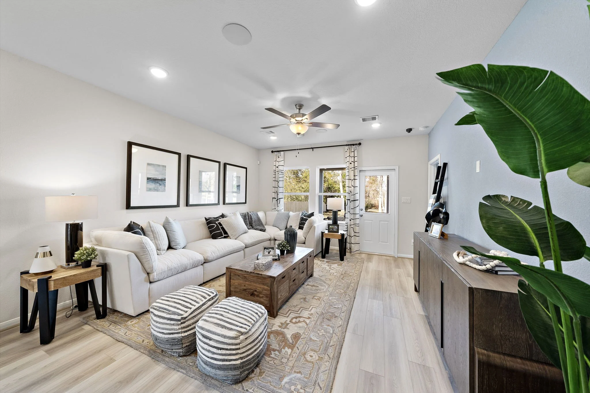 7-web-or-mls-110 Elm Tree Cir Wide-76.jpg