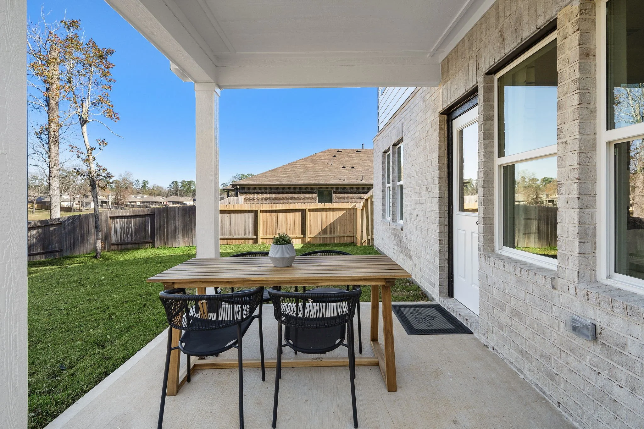 43-web-or-mls-110 Elm Tree Cir Wide-333.jpg