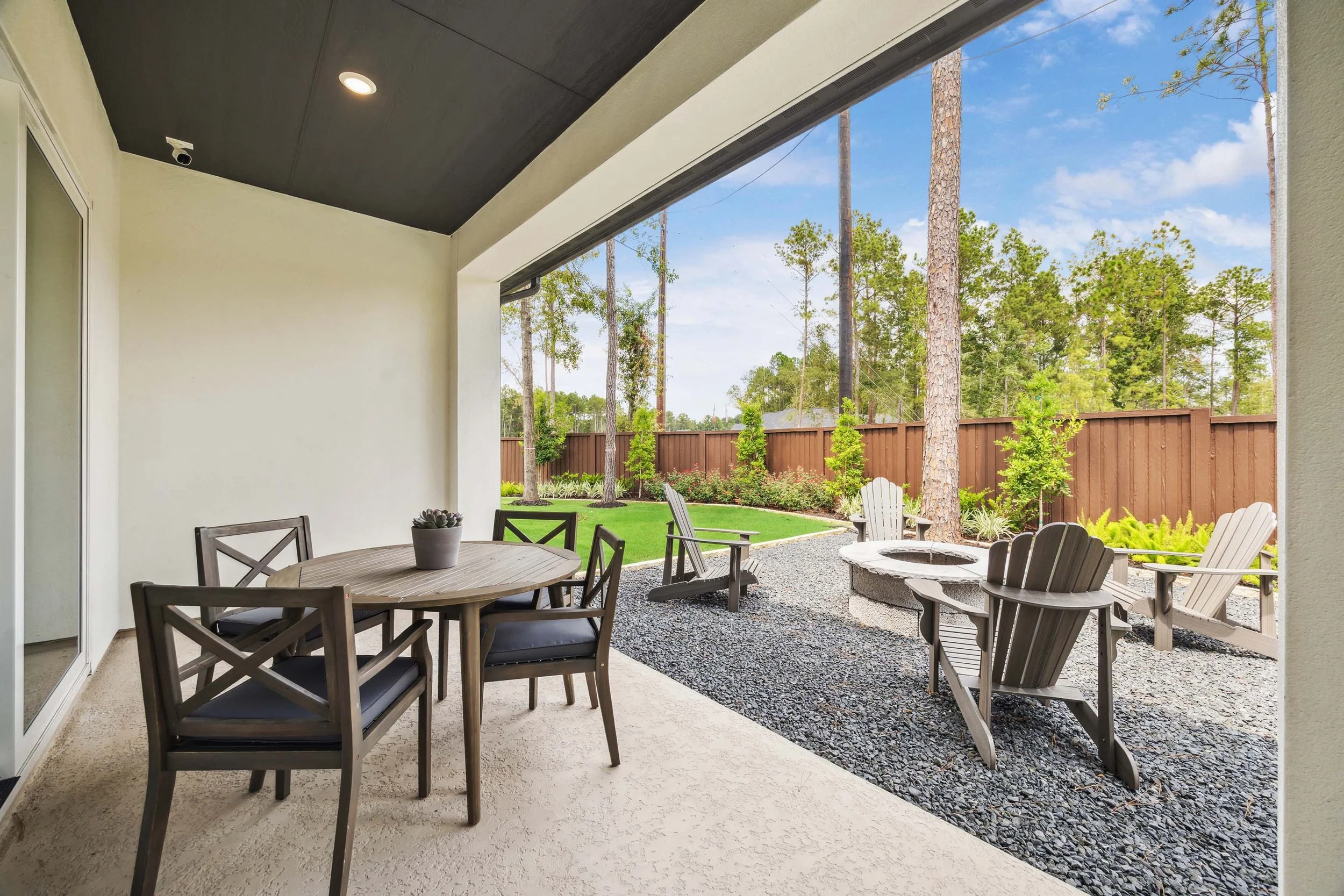 Woodhavyn 60_Lot 2103_Plan 5042 E_patio 1.jpg