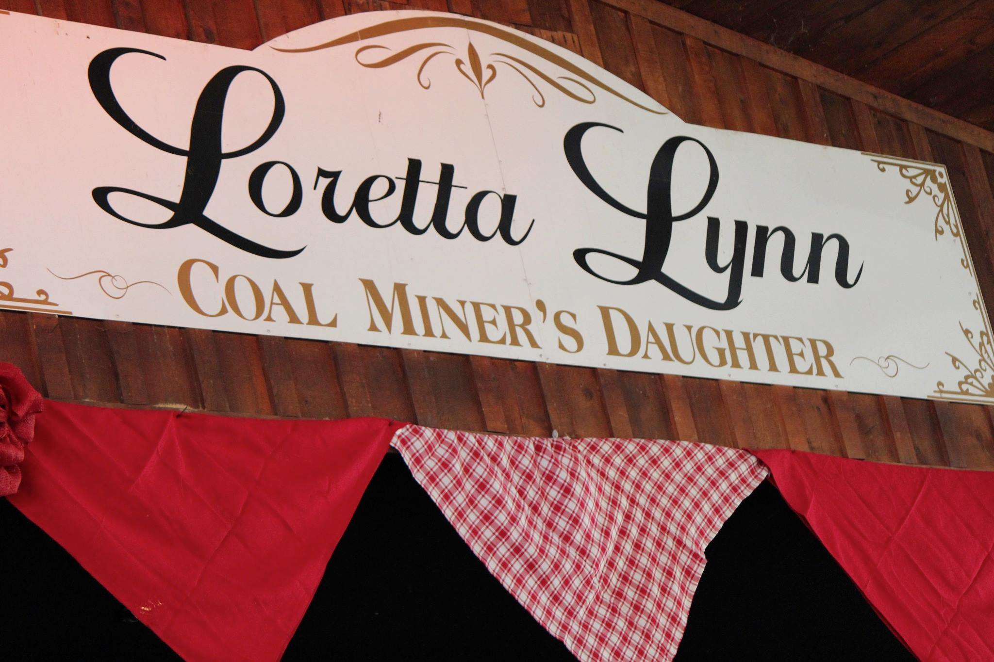 Loretta Lynn Sign