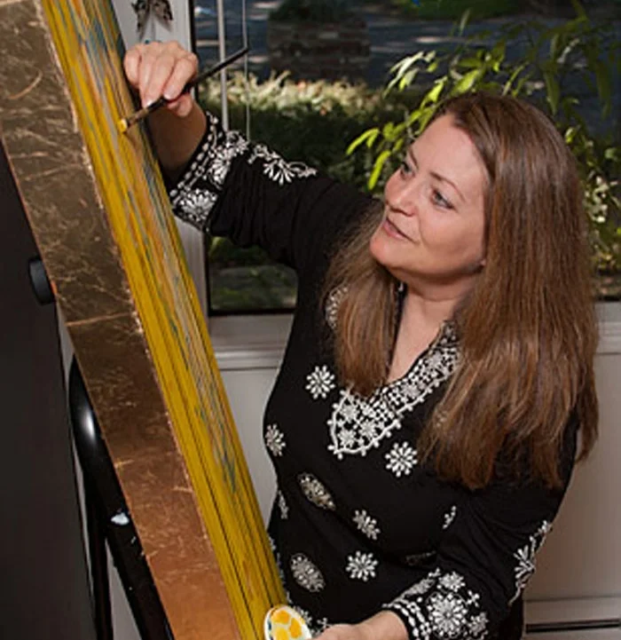 THERESA-2014-PAINTING-IN-HER-STUDIO.jpg
