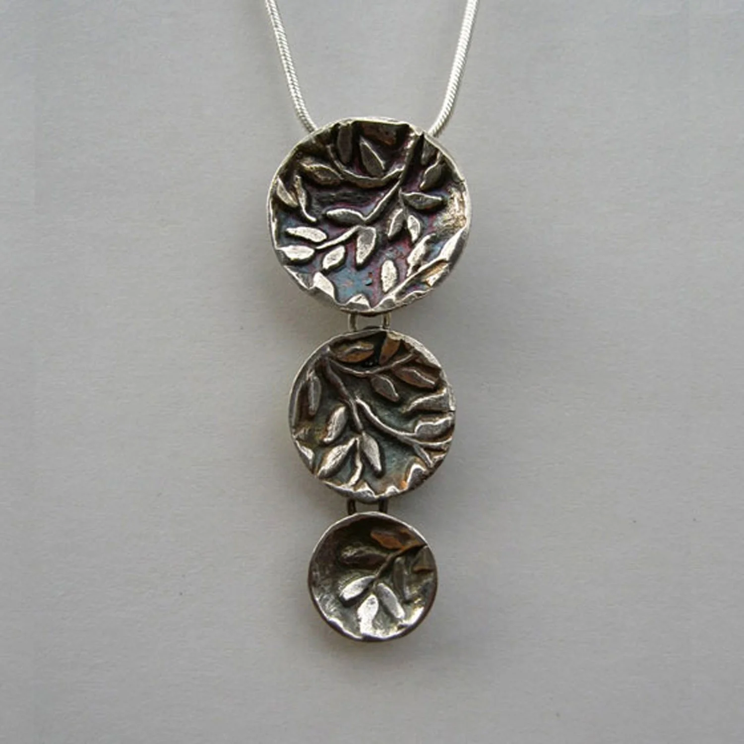 3-circle-vine.jpg
