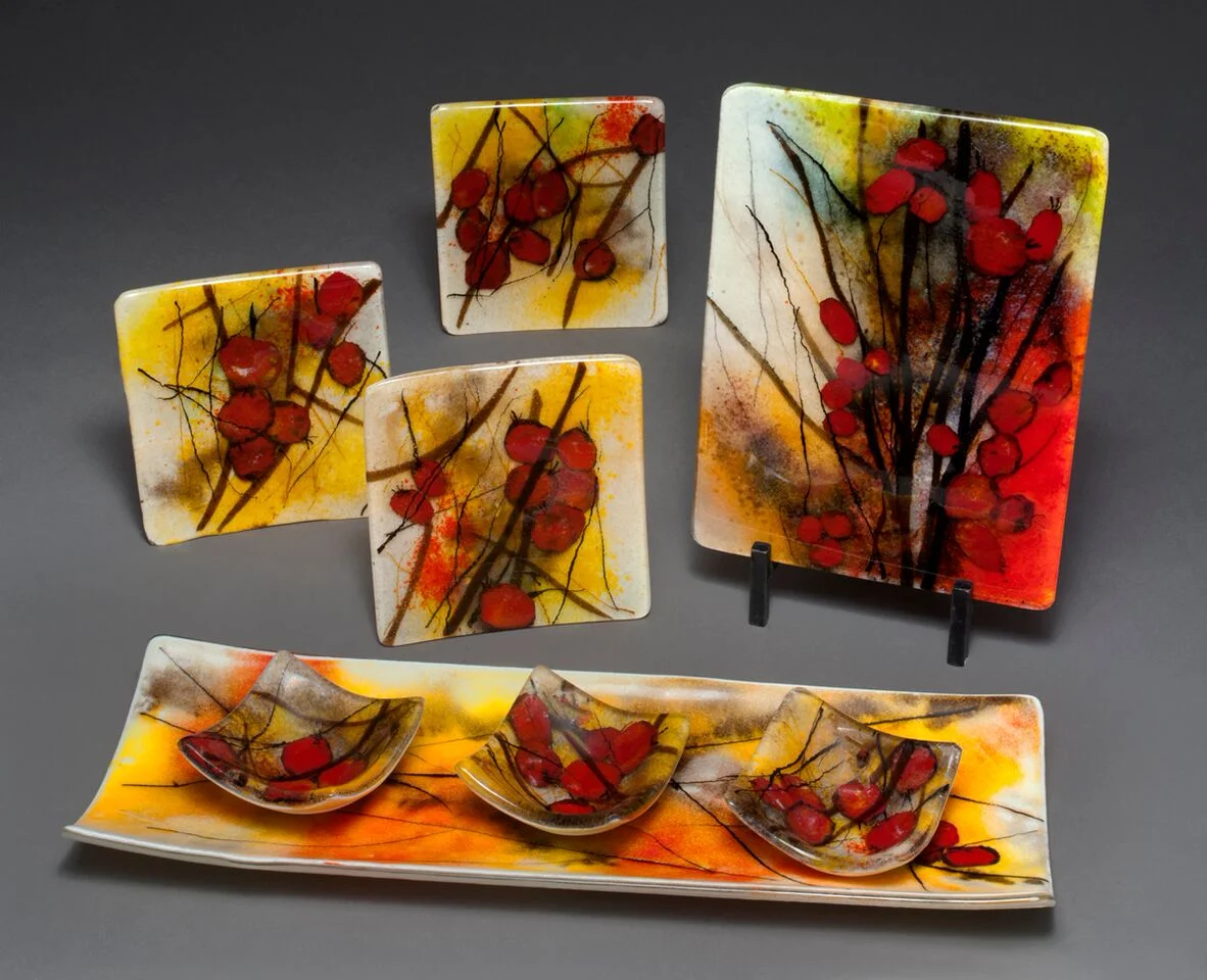 ROSEHIP TABLE SETTINGS