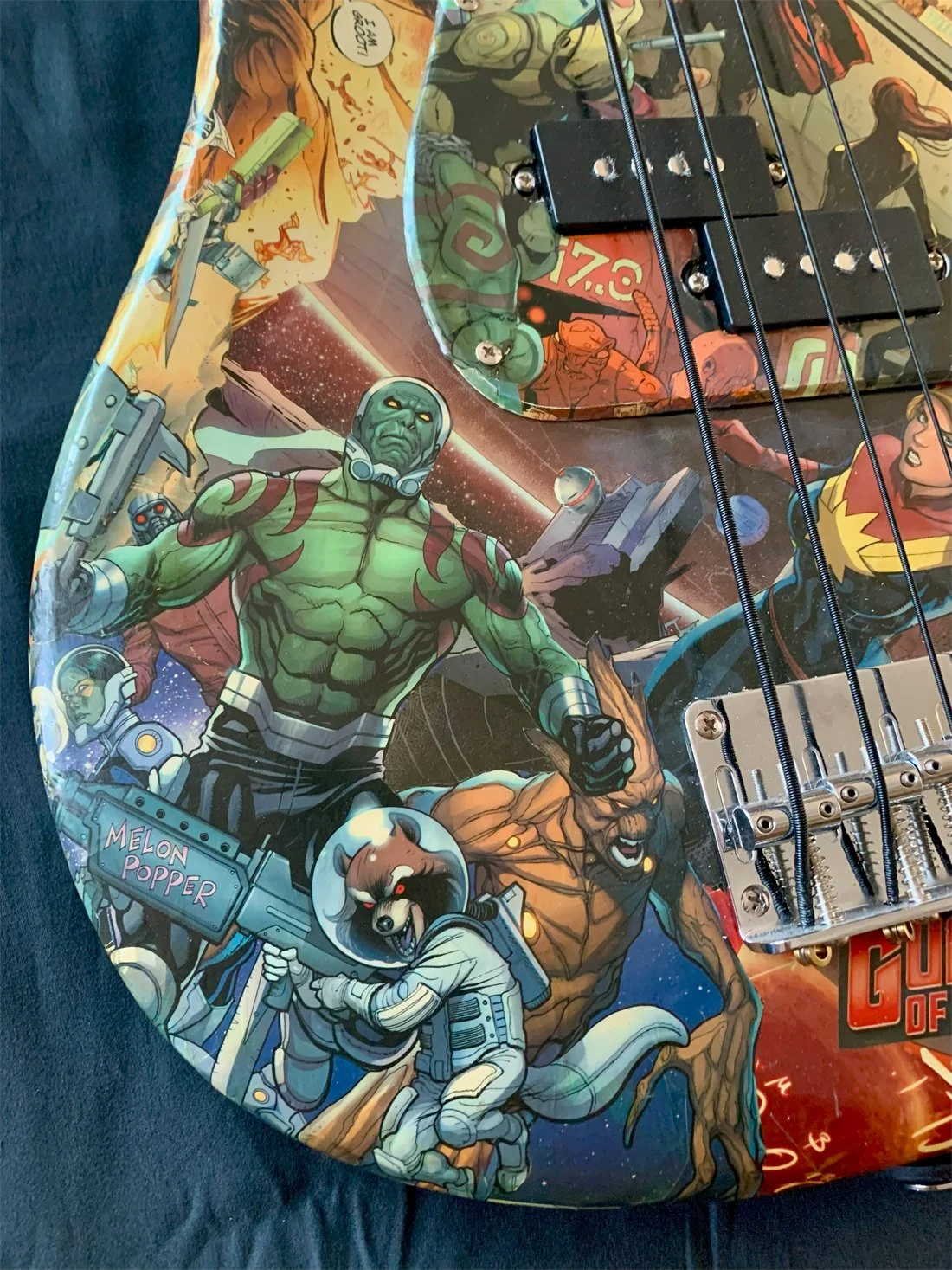 Guardians-of-the-Galaxy_-Team-Play,-25002-upper-rear-face.jpg