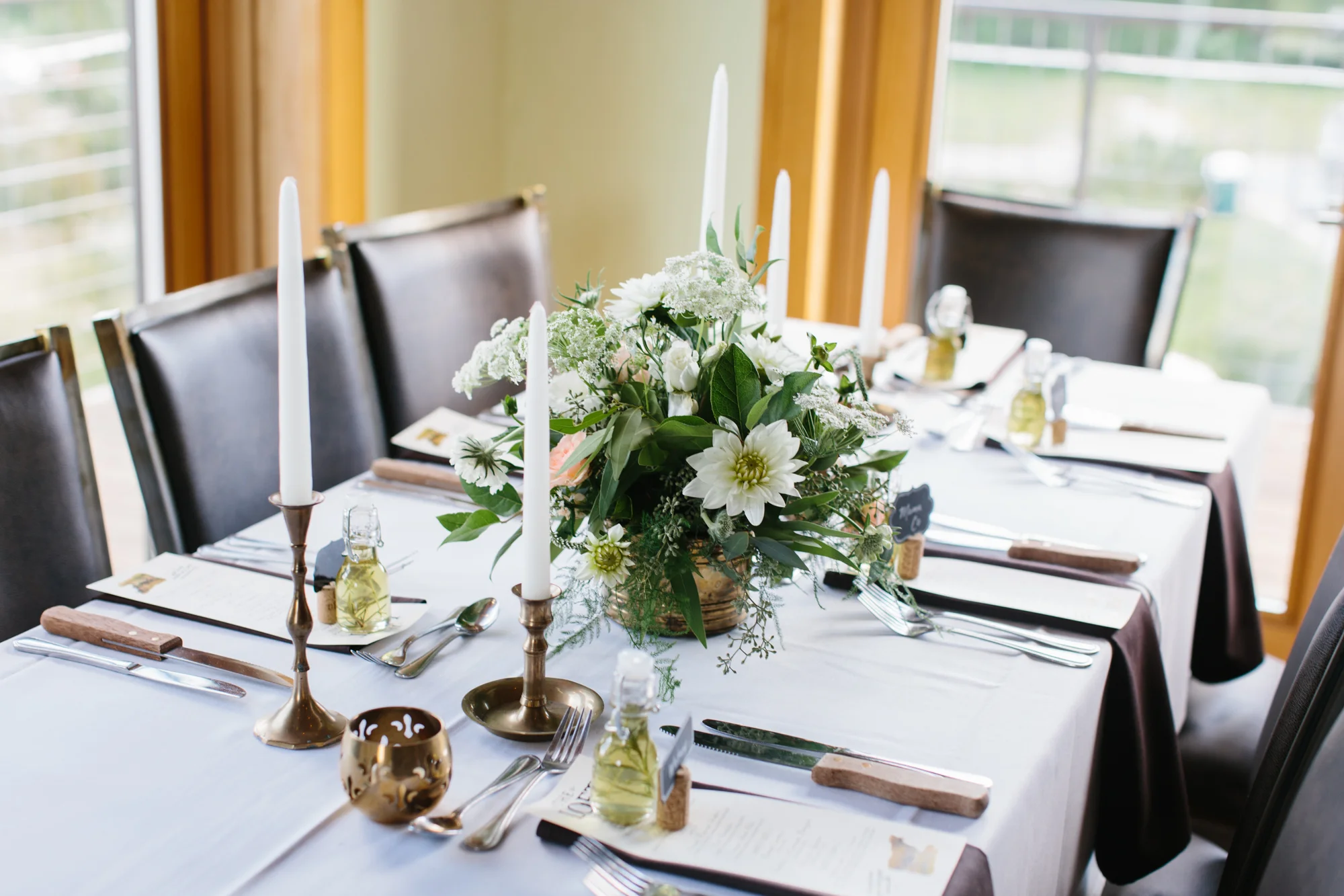 Photography from Lidia and Bryan's wedding at Trader's Point Creamery in Indianapolis, Indiana.