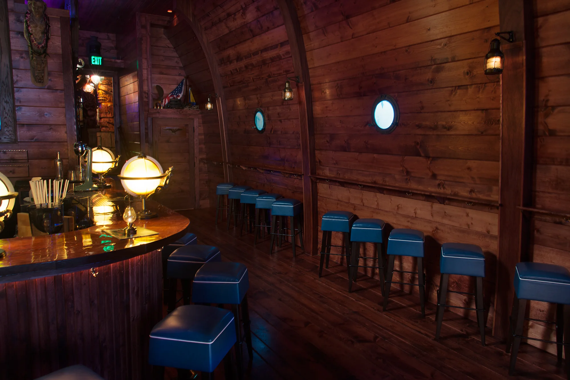 Pagan_frontbar_seating1.jpg