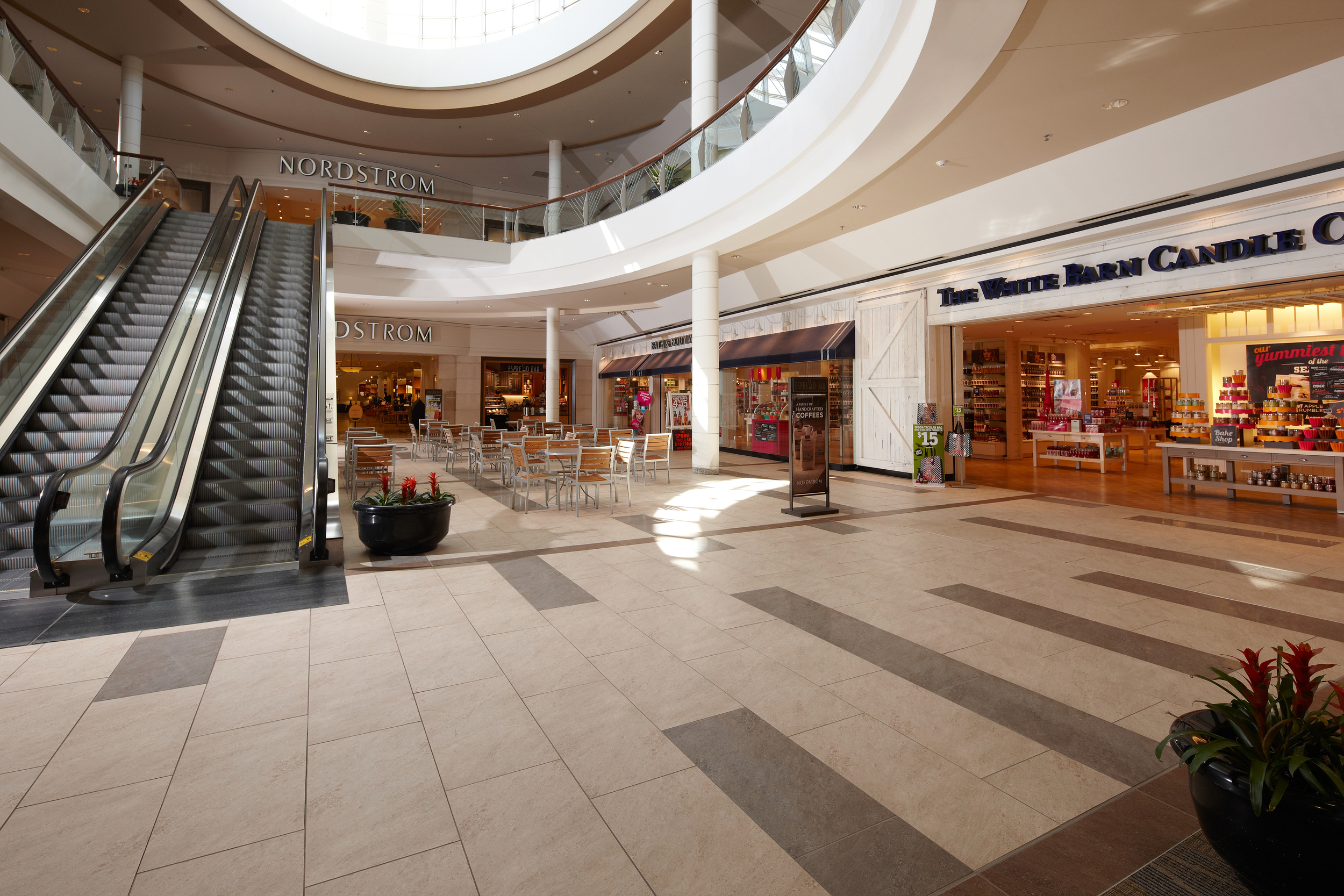 20110926-oak parkmall 3476_print.jpg