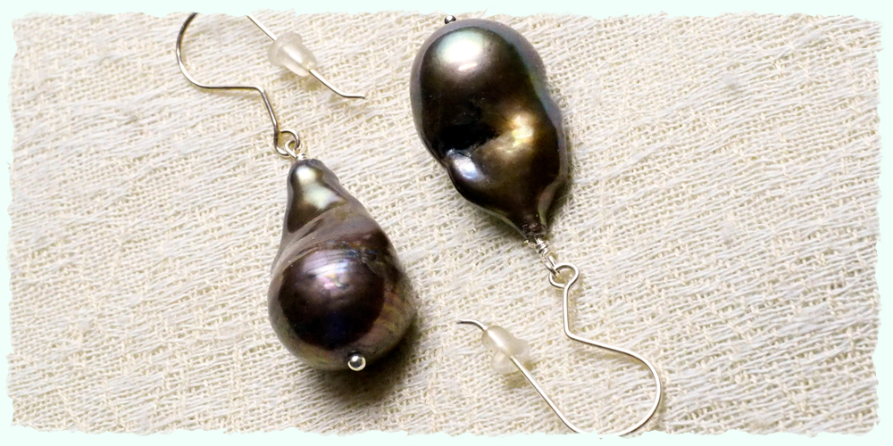 home #B ear-black baroque pearls deckle.jpg