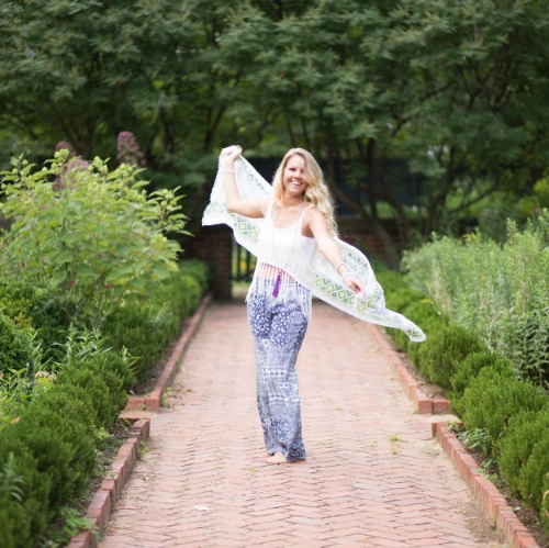 Beautiful malas from @Malabella_Jewelry and gorgeous photos by @jessicacrumpphoto.